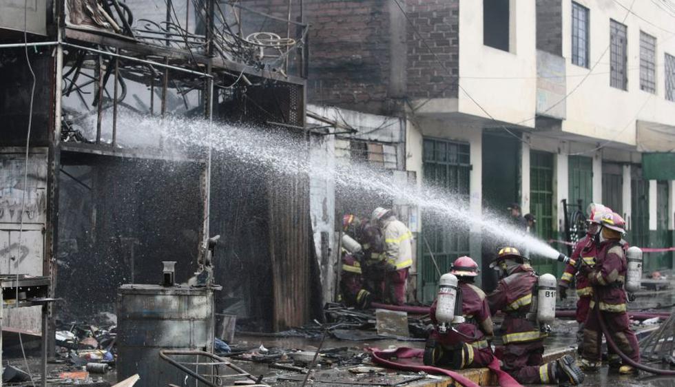 Dos menores murieron en un incendio en taller de ‘La Cachina’. (Mario Zapata/Perú21)