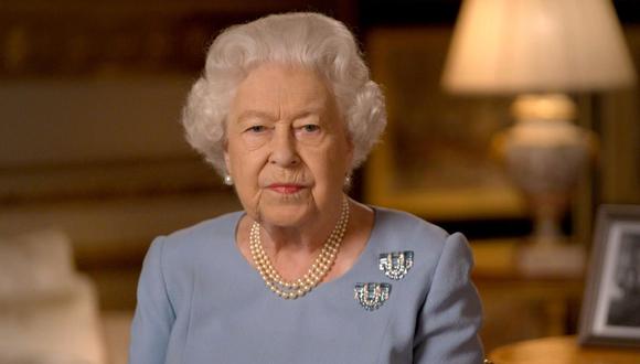 Reina Isabel II de Reino Unido hablando a la nación para conmemorar el 75 aniversario del Día VE (Día de la Victoria en Europa), el final de la Segunda Guerra Mundial en Europa, desde Windsor. (Foto: AFP/BBC STUDIOS EVENTS)