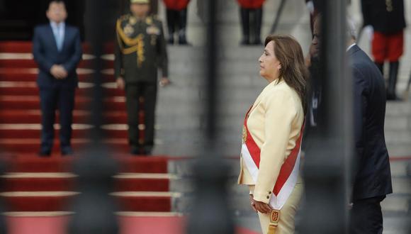 Dina Boluarte juró como presidenta de la República este miércoles 7 de diciembre tras la destitución a Pedro Castillo. Foto: GEC