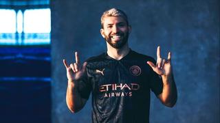 Sergio Agüero modela camiseta alterna de Manchester City previo a  Champions [VIDEO] 