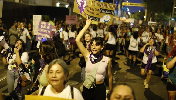 Marcha del 8M conmemoración de la lucha feminista. (Foto: julio reaño/@photo.gec)