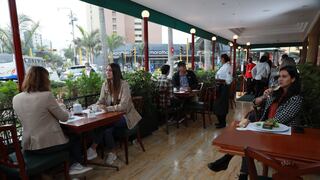 Gremio de restaurantes pide al Gobierno dejarlos trabajar con el 100% del aforo