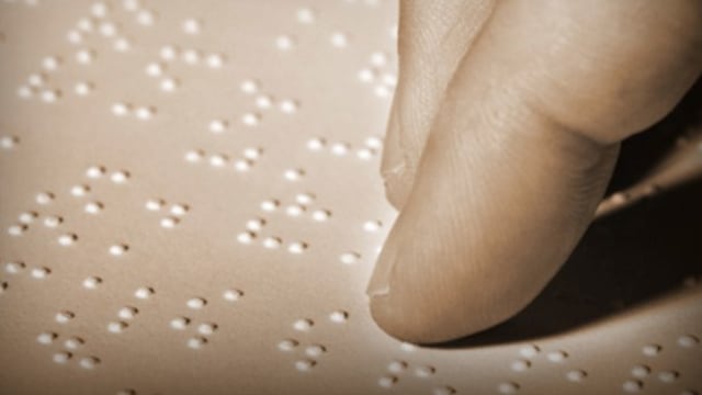 Aprueban proyecto de ley para incluir sistema braille en restaurantes y servicios turísticos