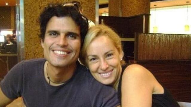 Esposa de Pedro Suárez-Vértiz rendirá homenaje diariamente al cantante: “Esposo mío, qué grande eres”