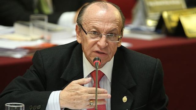 Fiscalía archiva denuncia contra premier Jiménez por caso Chavín de Huántar