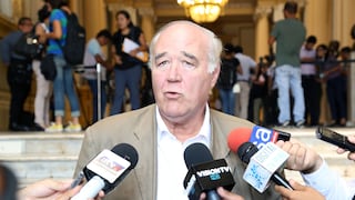 García Belaunde afirma que sería una "rabieta del Gobierno" hacer cuestión de confianza