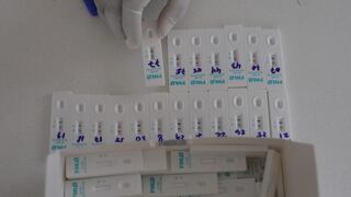 Minsa anuncia que autotest COVID-19 “está autorizado” y se vende en boticas y farmacias