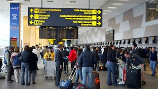 Mincetur solicitó al Minsa la eliminación del distanciamiento social en aeropuertos del Perú
