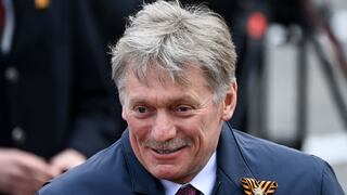 Rusia: Peskov afirma que “no aceptará” que le impongan un precio máximo a su petróleo