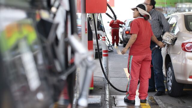 No reducir precios de los combustibles genera excedentes por más de S/ 3 millones al día