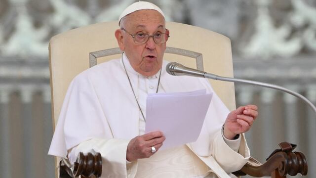 Papa Francisco: “El trabajo digno y la justicia social no se aceptan en esta economía”