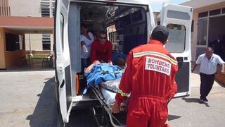 Ocho heridos deja choque entre miniván y camión en Áncash