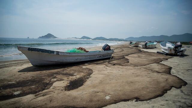 Playas de México sufren contaminación por derrame de hidrocarburos