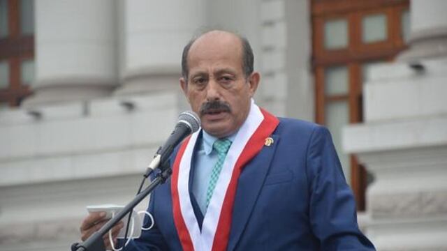 Héctor Valer a congresista Oliva: “Le pido mil disculpas, sé que se ha sentido ofendida”