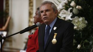 Fiscalía decidió iniciar indagaciones a Luis Castañeda por presuntas negociaciones con OAS