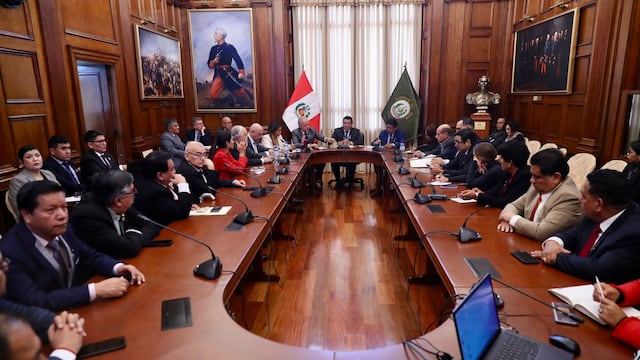 Comisiones en el Congreso: Constitución a Fuerza Popular, Fiscalización a Perú Libre y Trabajo al Bloque Magisterial