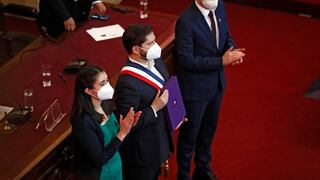 Gabriel Boric recibe propuesta de nueva Constitución y convoca a plebiscito: “Chile optó por más democracia”