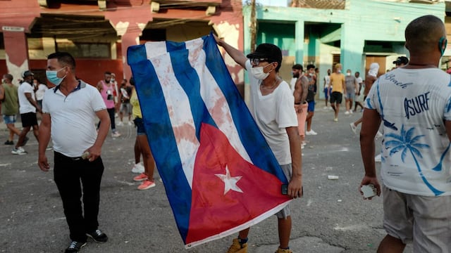 Así reaccionan representantes de la izquierda peruana sobre las protestas en Cuba
