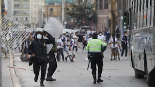 Alianza Lima: hinchas protagonizan disturbios en alrededores del Estadio Nacional tras descenso del equipo blanquiazul [VIDEO]