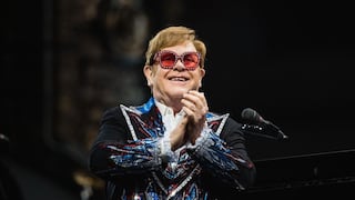 Elton John fue dado de alta tras ser hospitalizado por sufrir caída en su casa
