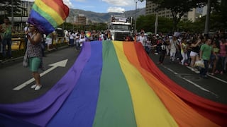 Colombia: Gobierno insta a aprobar boda gay y respaldar derecho de adoptar menores