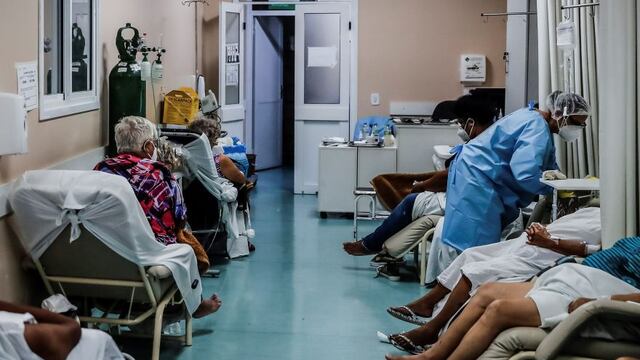Brasil suma cerca de 3.000 muertes y 70.000 casos diarios de COVID-19 en Viernes Santo
