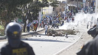 Tía María: Policías y ciudadanos se enfrentaron en sexto día de paro