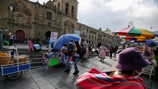 La capital más alta, la salteña y la hoja de coca: Cinco cosas sobre Bolivia 