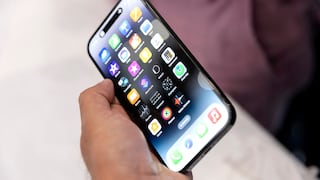 Usuarios reportan que Aduanas no permite el ingreso de iPhone 14 comprados en otro país