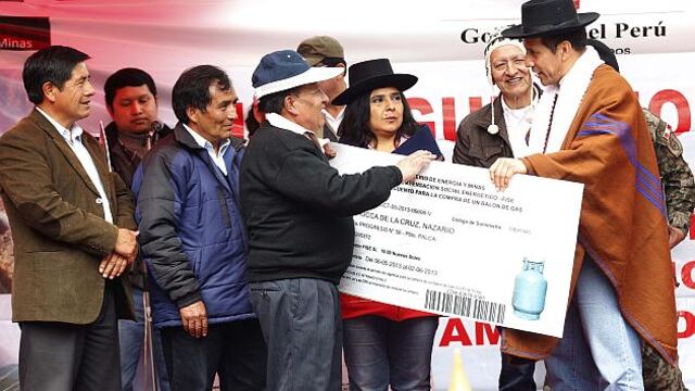 Ejecutivo lanza campaña "Abrígate Perú" en Huancavelica