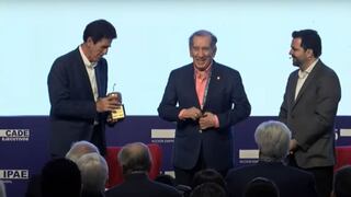 CADE Ejecutivos 2022: Empresario arequipeño Óscar Rivera recibió distinción por su trayectoria | VIDEO