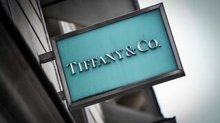 Se aplaza compra de Tiffany por parte de dueños de Louis Vuitton