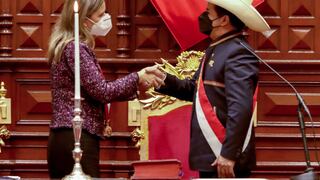 Presidenta del Congreso: “Saludamos la decisión del presidente Castillo de cambiar al gabinete ministerial”