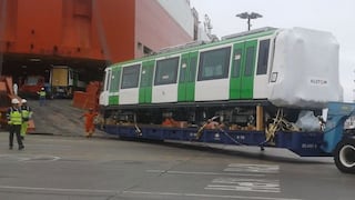 Llegan al Callao dos nuevos trenes para el Metro de Lima