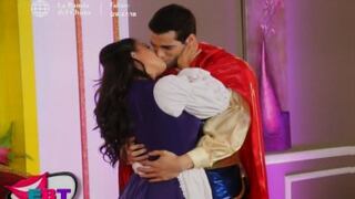 Tula Rodríguez y Guty Carrera se dieron un apasionado beso en televisión [VIDEO]