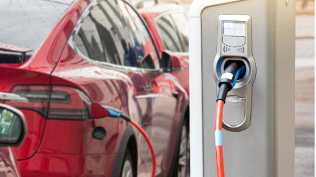 Proyecto de ley que plantea exoneraciones tributarias para uso de autos eléctricos volverá a ser discutido en Comisión de Economía