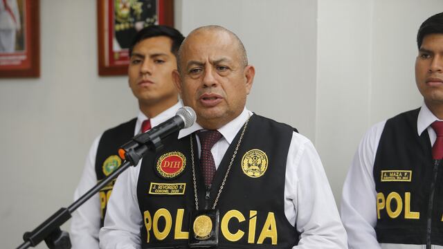 Coronel Víctor Revoredo deja Trujillo y regresa a Lima