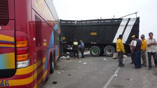 Un muerto en accidente vehicular en vía Arequipa-Yura