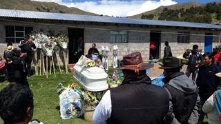¡Insólito! Guitarrista muere en pleno velorio de su amigo en Puno