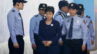 Ex presidenta de Corea del Sur es condenada a 24 años de cárcel por corrupción y abuso de poder