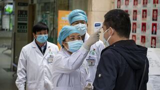 China suma ya 811 muertos y más de 37 mil infectados por el coronavirus