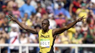 Usain Bolt venció en su serie y clasificó a la semifinal en los 200 metros en Río 2016 [Fotos y video]