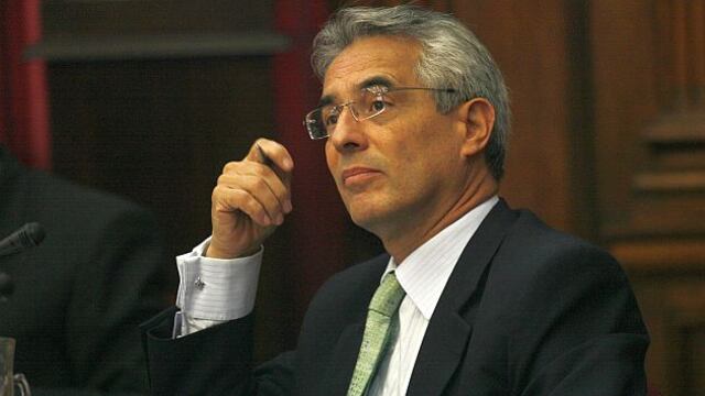 Andrade presidirá Comisión de Economía