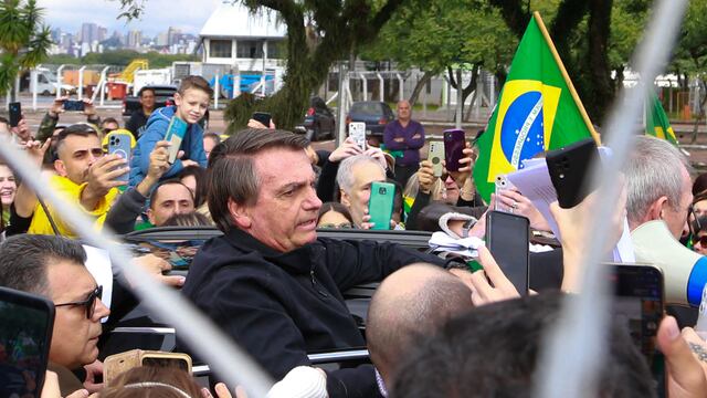 Justicia brasileña ordena a Jair Bolsonaro entregar su pasaporte por intento de golpe