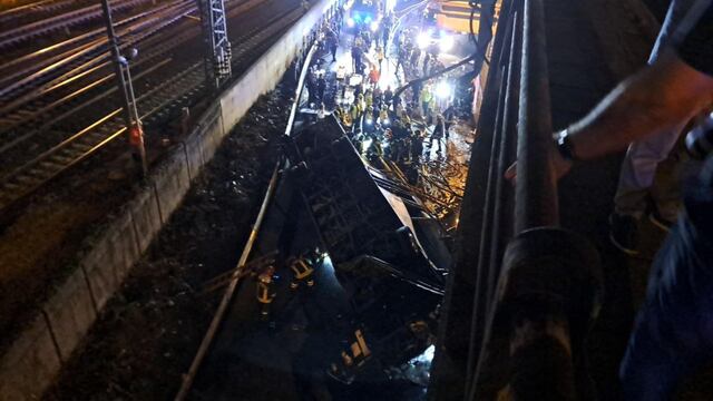 Tragedia en Italia: Al menos 21 muertos tras caída de un bus desde un puente [VIDEO]