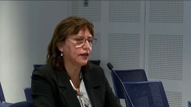 Congresistas quieren tumbarse a la fiscal Delia Espinoza que los investiga