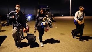 Tumbes: Cientos de migrantes irregulares cruzan la frontera [VIDEO]