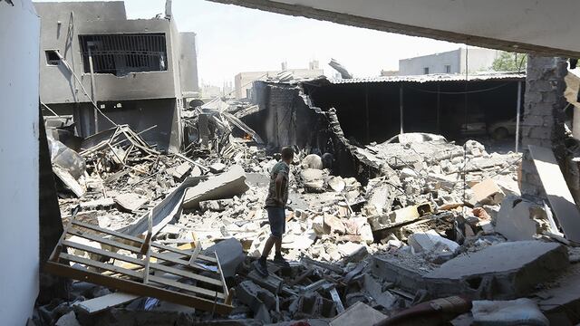 Libia: ataque aéreo causa 42 muertos en una ciudad del sur