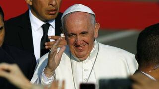 Papa Francisco quedó encerrado en el ascensor y tuvo que ser rescatado por los bomberos