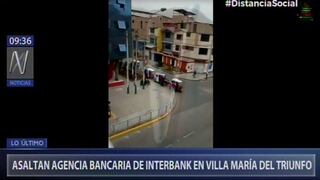Delincuentes asaltan agencia bancaria de la Av. Pachacútec en Villa María del Triunfo
